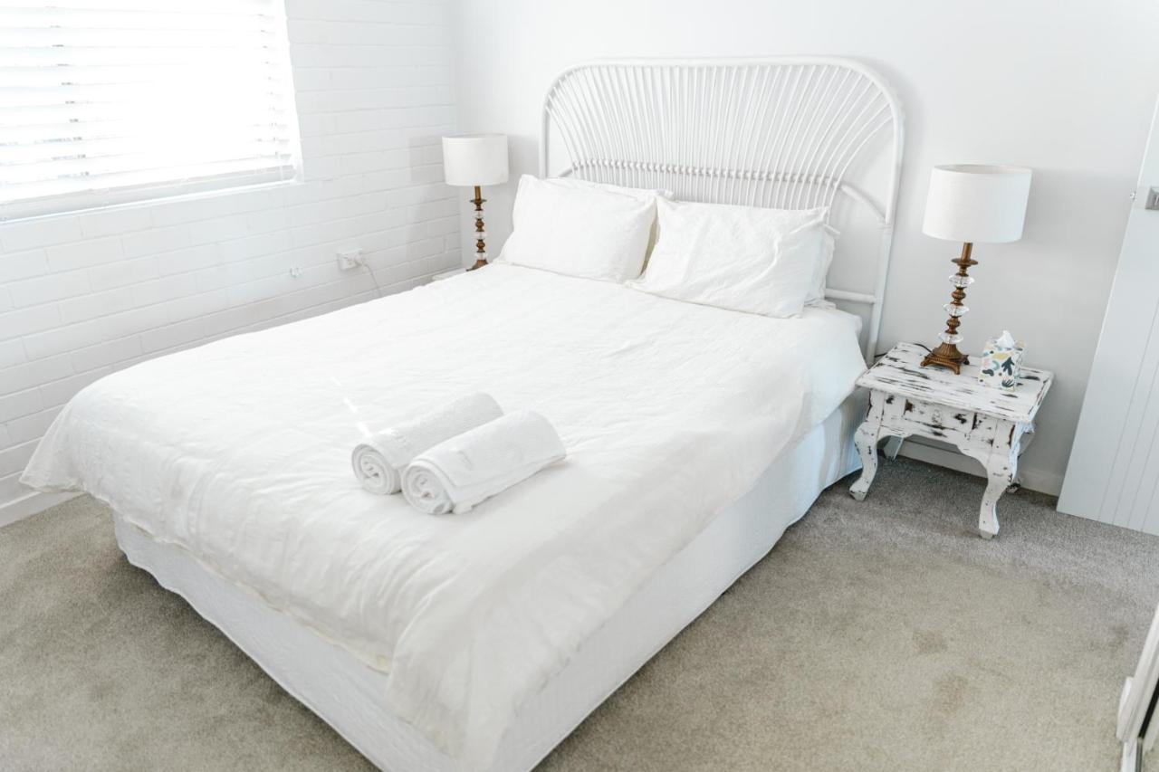 Michaels By The Sea Apartment Йепун Екстериор снимка